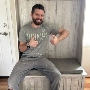 Meet your Posher, Justin